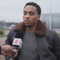Quinten Timber voor de camera van ESPN
