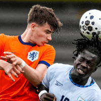 Wouter Goes in duel om de bal