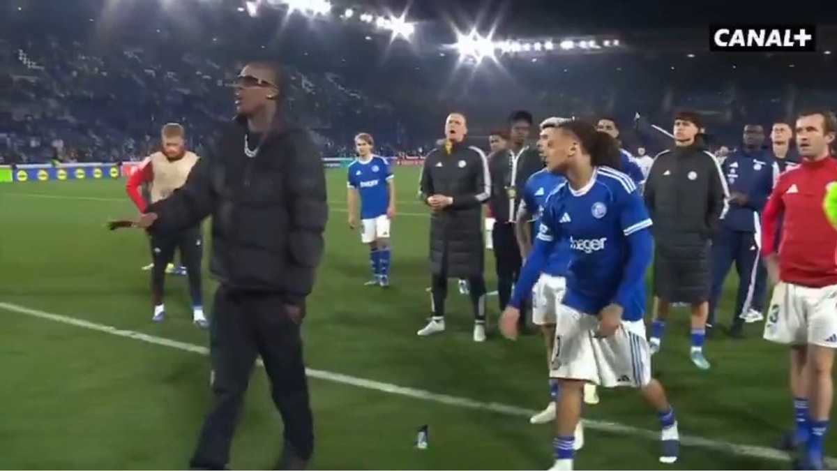 Emmanuel Emegha wordt uitgefloten door zijn eigen fans