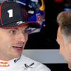 Max Verstappen in gesprek met Christian Horner
