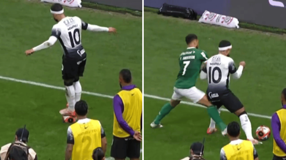 Memphis Depay doet een 'paradinha'