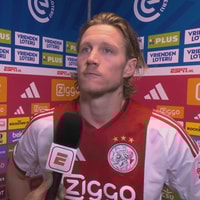 Wout Weghorst voor de camera van ESPN
