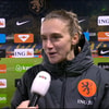 Vivianne Miedema voor de camera van de NOS