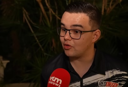 Gian van Veen voor de camera van Sportnieuws.nl