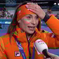 Femke Kok voor de camera van de NOS