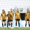 De Oranje Leeuwinnen tijdens een training in Cork