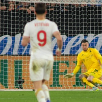 Justin Bijlow in actie bij Genoa