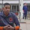 Michael Reiziger voor de camera van ESPN