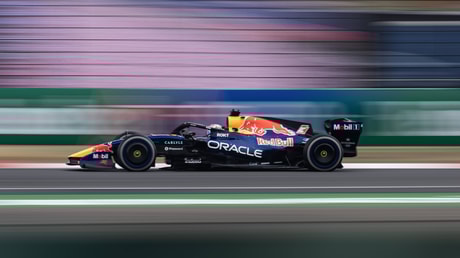 Max Verstappen in de RB22