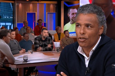 Pierre van Hooijdonk bij NOS Studio Voetbal