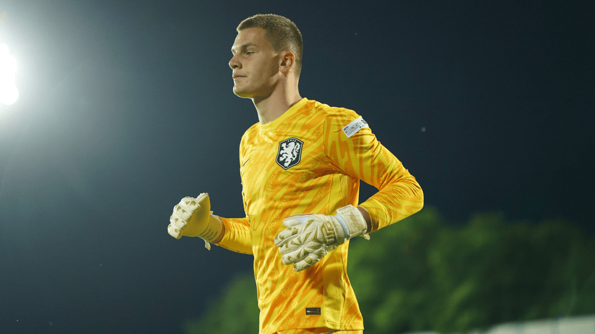 Joeri Heerkens in actie voor Oranje O19
