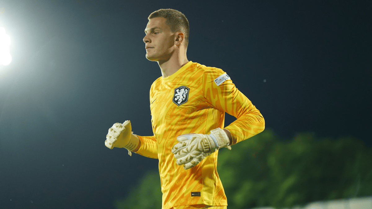 Joeri Heerkens in actie voor Oranje O19