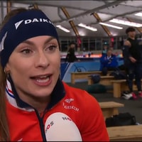 Femke Kok voor de camera van de NOS