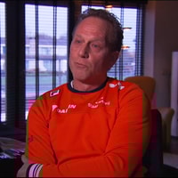 Rintje Ritsma voor de camera van de NOS