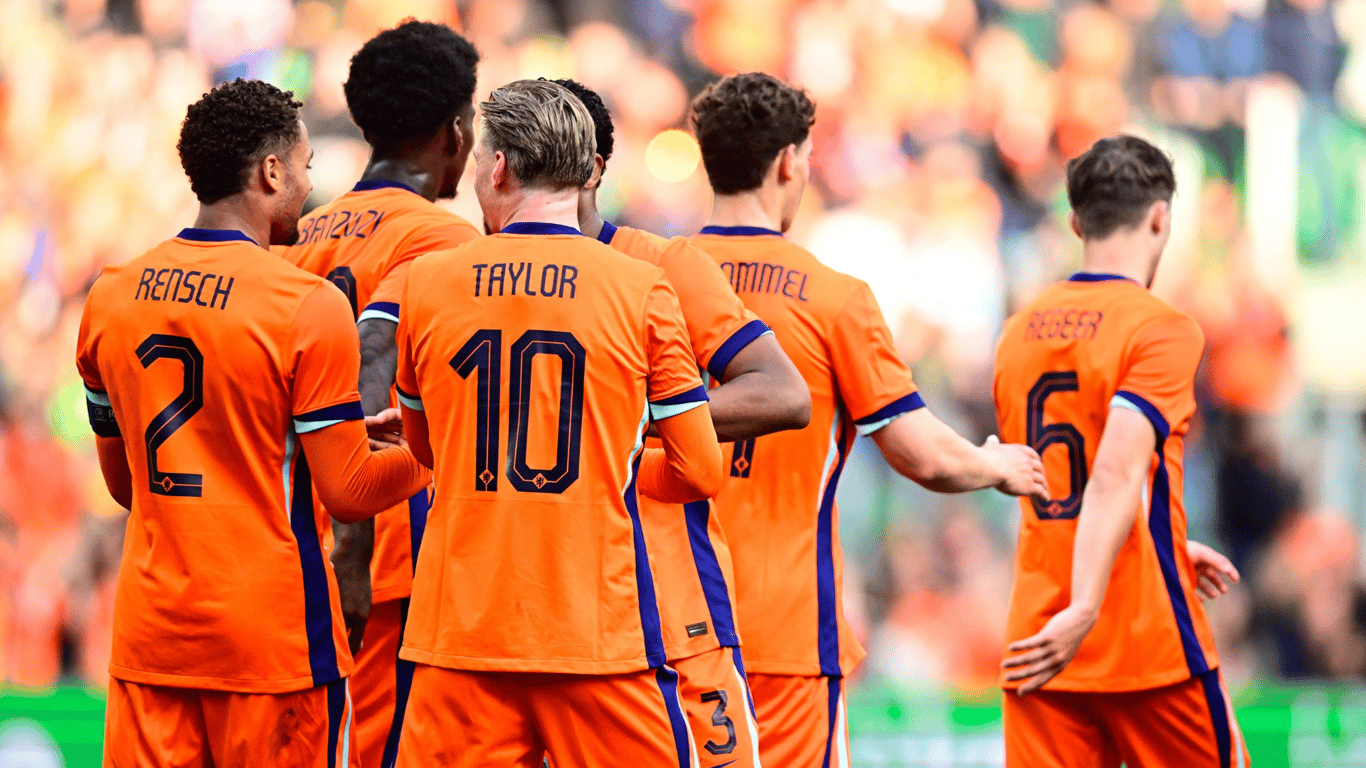 Jong Oranje viert een doelpunt