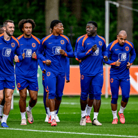 Het Nederlands elftal tijdens de training