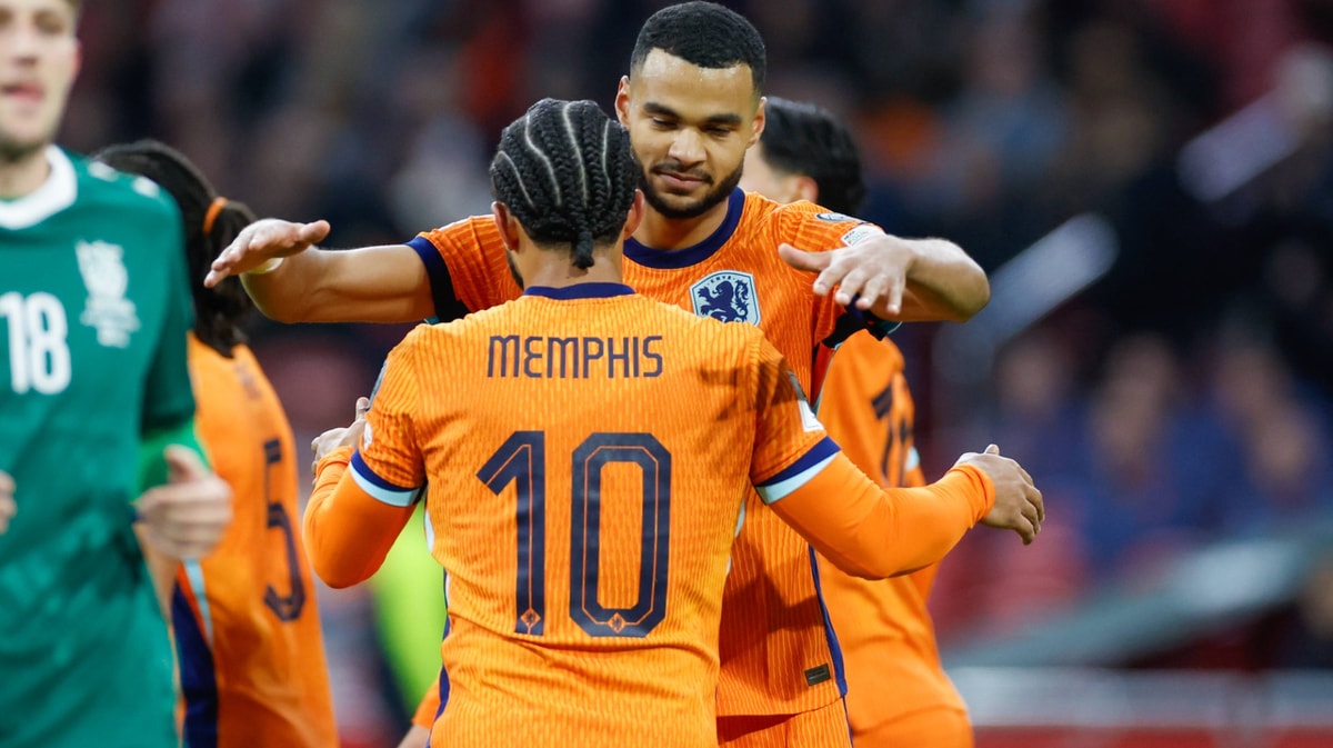 Memphis geeft penalty verrassend aan Gakpo