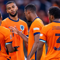 Quinten en Jurriën Timber, in gesprek met Cody Gakpo