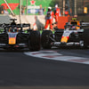 Max Verstappen en Liam Lawson kwamen elkaar tijdens de tweede vrije training in Mexico letterlijk tegen. 