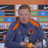 Ronald Koeman tijdens een persconferentie van het Nederlands elftal