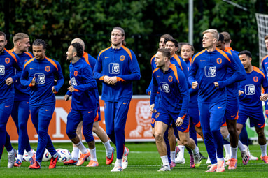 Het Nederlands elftal tijdens de training