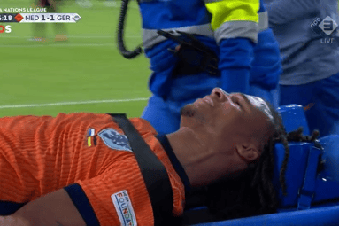 Nathan Aké raakte geblesseerd tijdens Nederland - Duitsland in de Nations League