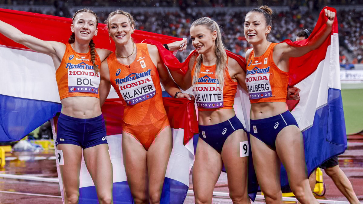 Femke Bol, Lieke Klaver, Eveline Saalberg en Lisanne De Witte