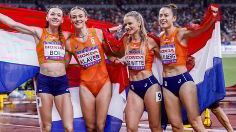 Femke Bol, Lieke Klaver, Eveline Saalberg en Lisanne De Witte