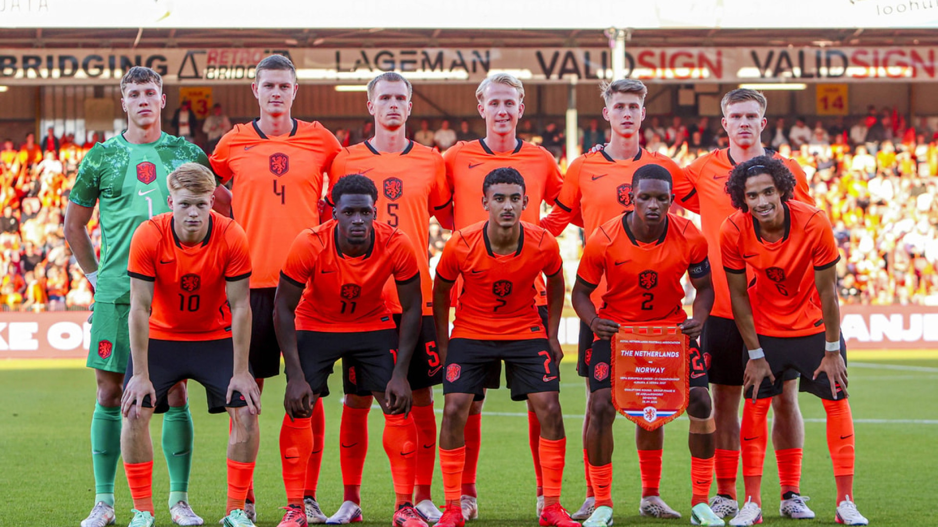 TV-gids: Jong Oranje móét winnen om EK-droom levend te houden