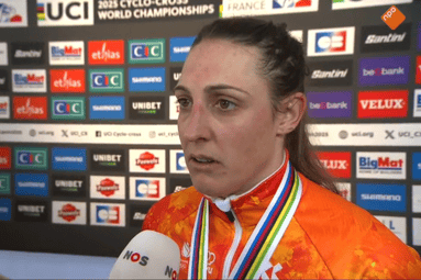 Lucinda Brand woedend na WK veldrijden
