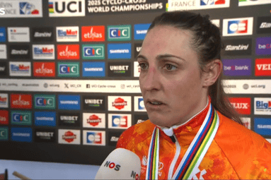 Lucinda Brand woedend na WK veldrijden