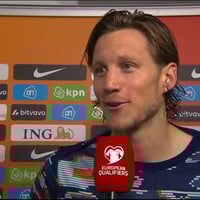 Wout Weghorst voor de camera van de NOS
