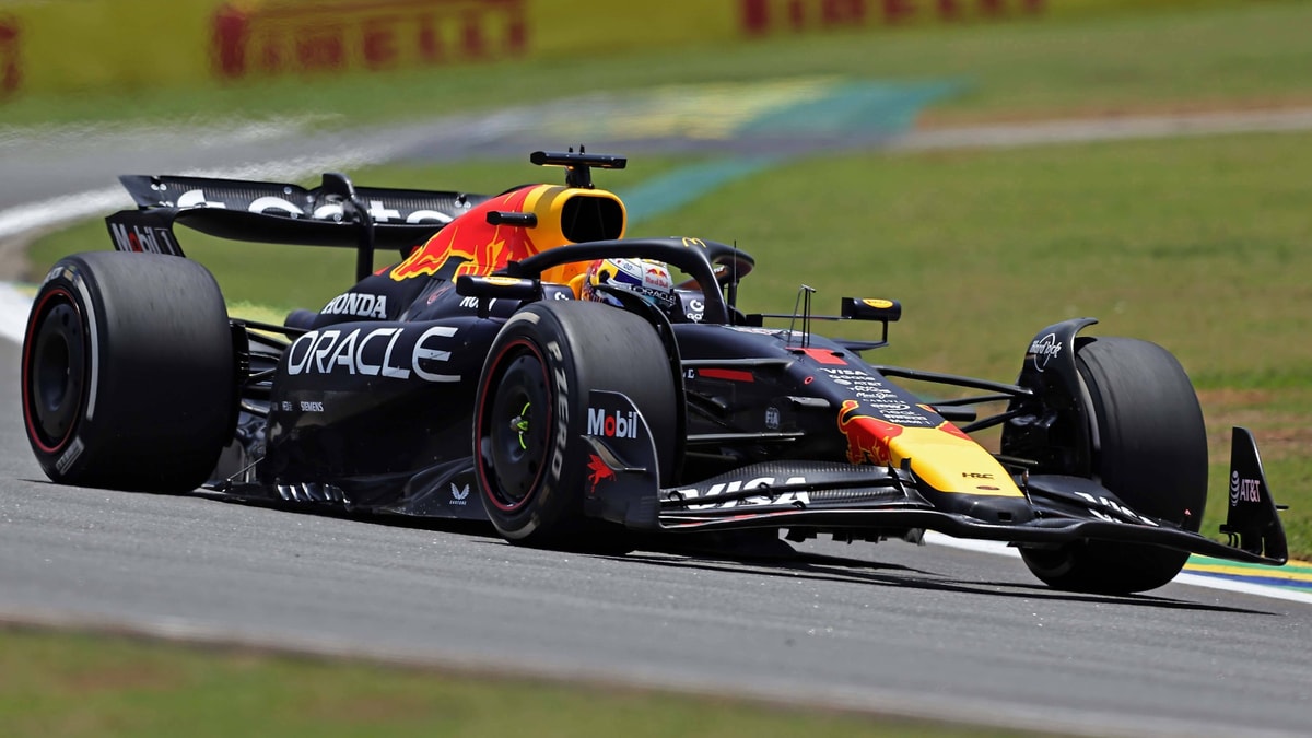 Max Verstappen in de RB21
