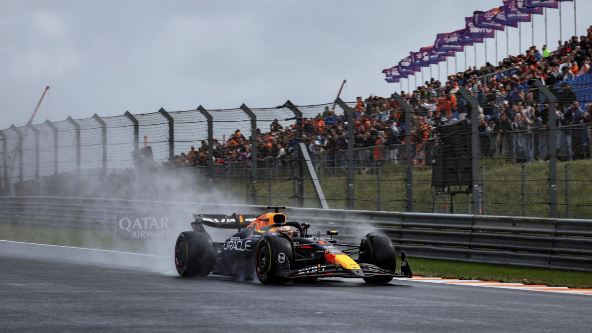 Max Verstappen in de regen