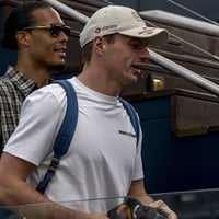 Verstappen gespot samen met Van Dijk en Martin Garrix