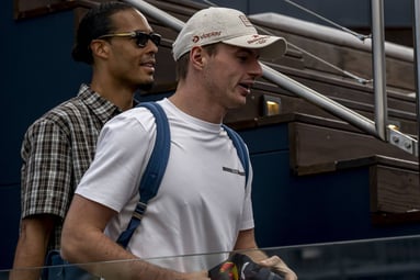 Verstappen gespot samen met Van Dijk en Martin Garrix