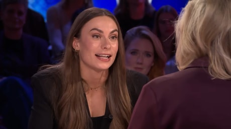 Femke Kok aan tafel bij Eva