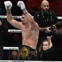 Rico Verhoeven wordt gewaarschuwd