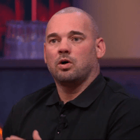 Recordinternational en analist Wesley Sneijder