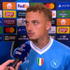 Noa Lang voor de camera van Ziggo Sport