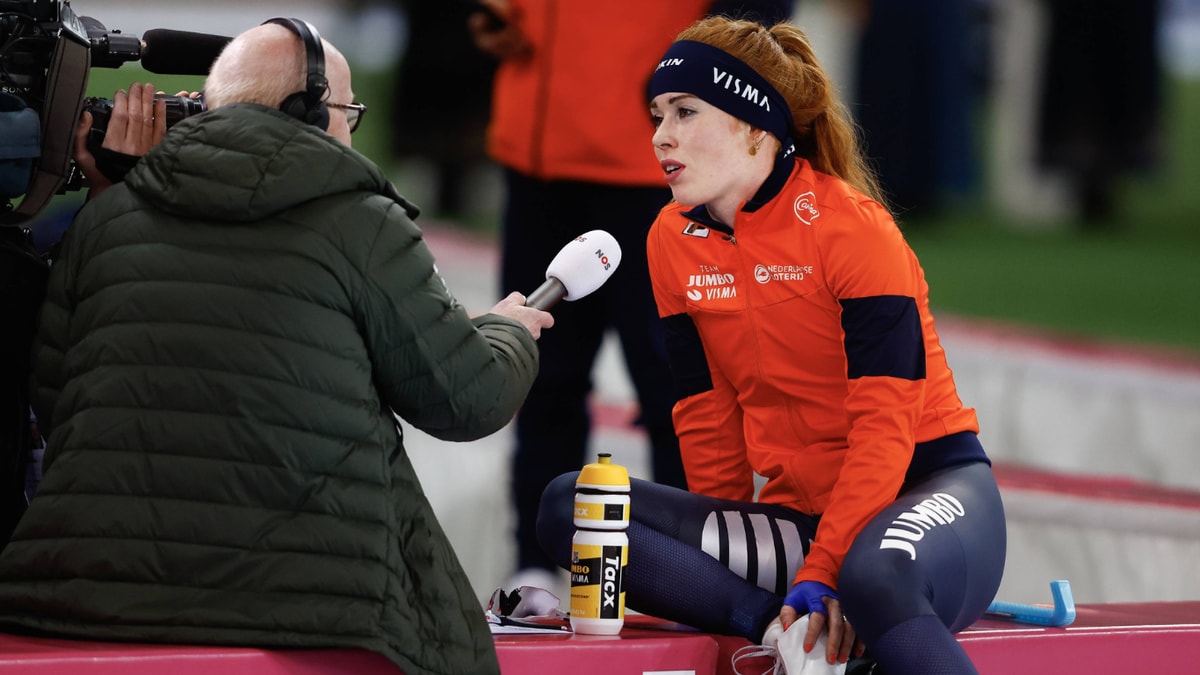 Antoinette Rijpma-de Jong wordt geïnterviewd door Bert Maalderink