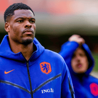 Denzel Dumfries bij het Nederlands elftal