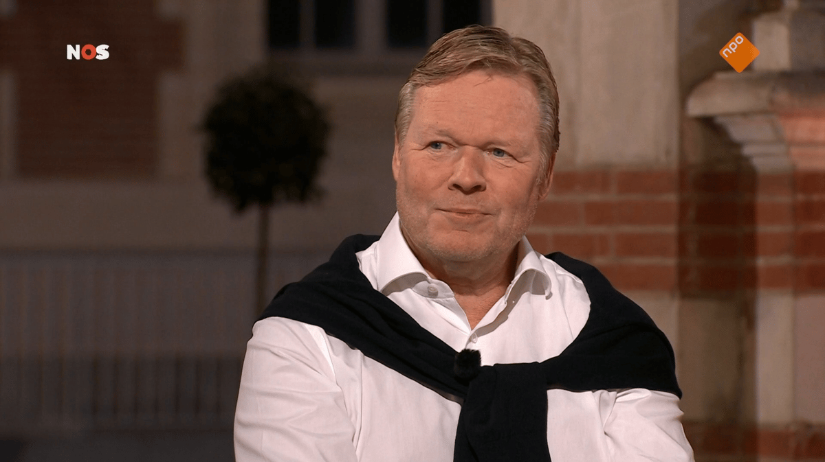 Ronald Koeman aan tafel bij De Avondetappe