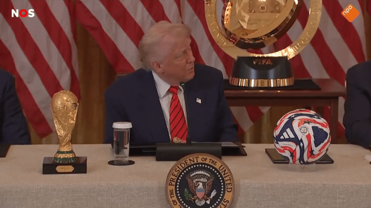 Donald Trump blikt vooruit op WK 2026