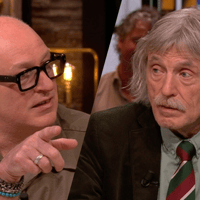 Johan Derksen en René van der Gijp bij Vandaag Inside Oranje op SBS 6