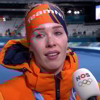 Antoinette Rijpma-de Jong in tranen