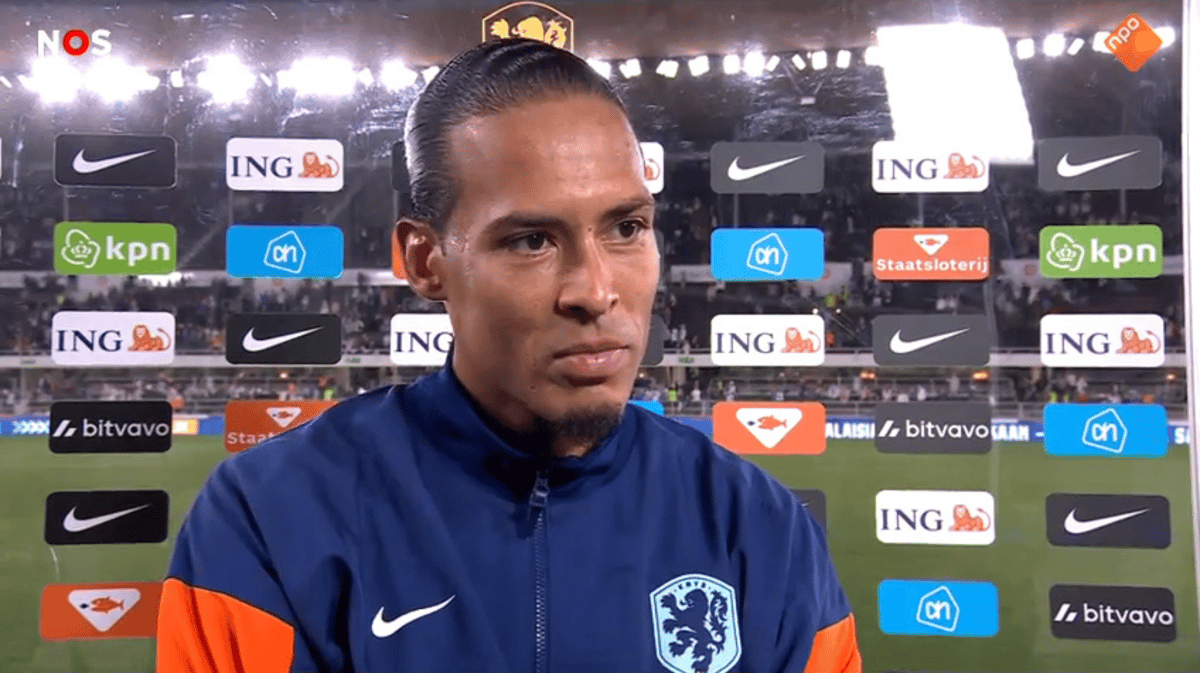 Virgil van Dijk voor de camera van de NOS