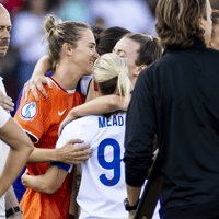 Vivianne Miedema en haar partner Beth Mead