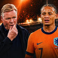 Bondscoach Ronald Koeman en Xavi Simons