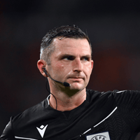 Michael Oliver, gele kaart, scheidsrechter, EURO2024, schorsing